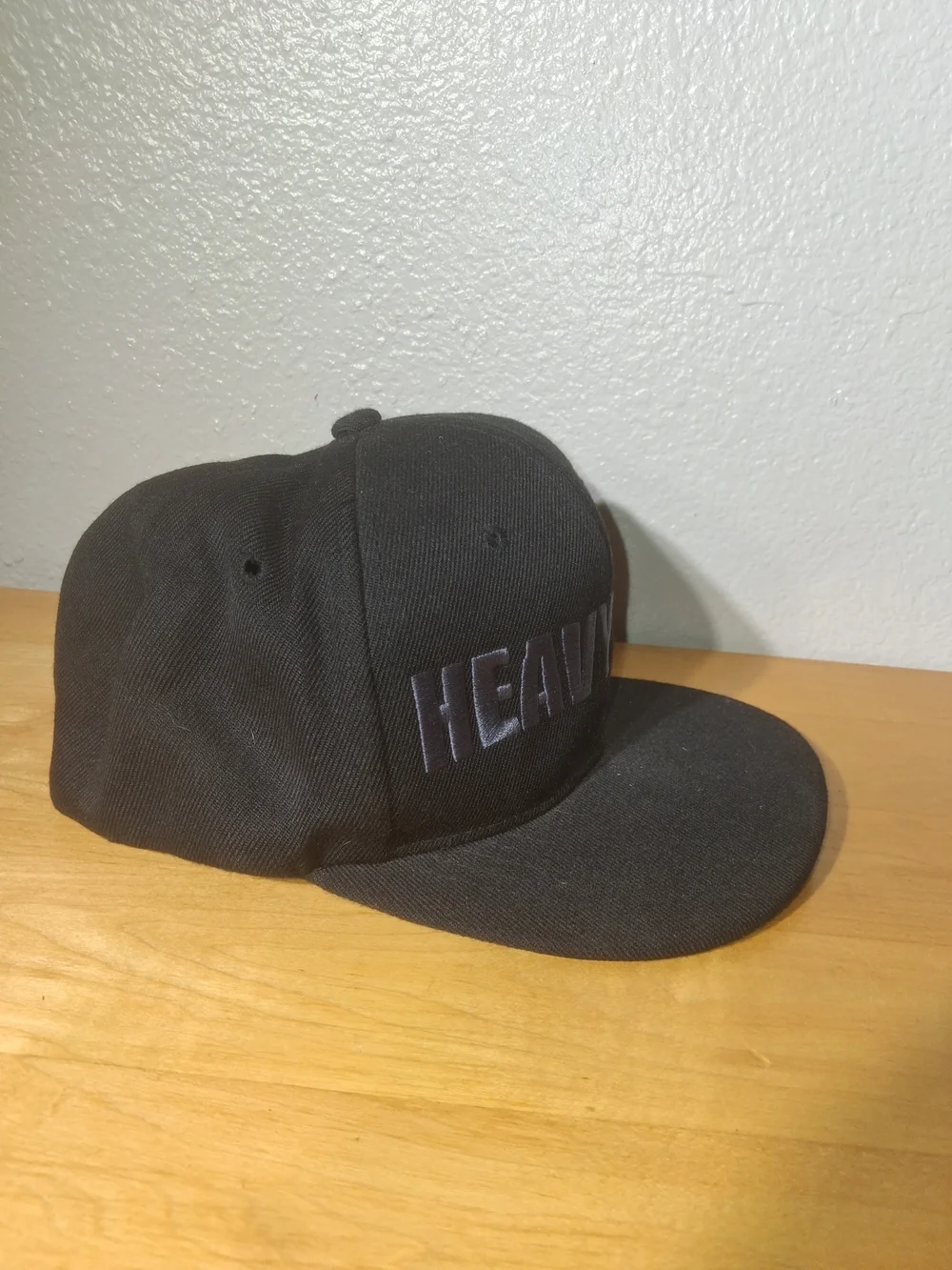 N/A black cap